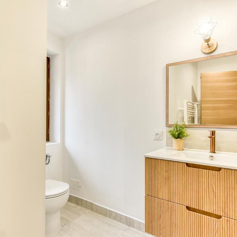 Le Secret des Remparts - Jacuzzi- Vue Cité - Free Parking - Climatisation - Villa - 35