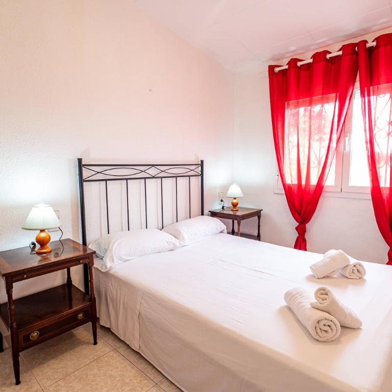 Casa Rous-Riumar 1 - Three-Bedroom House - 22