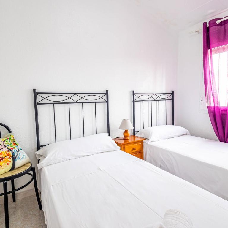 Casa Rous-Riumar 1 - Three-Bedroom House - 12