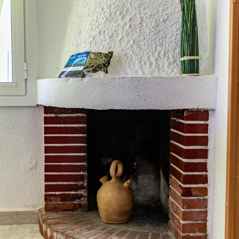 Casa Rous-Riumar 1 - Three-Bedroom House - 37