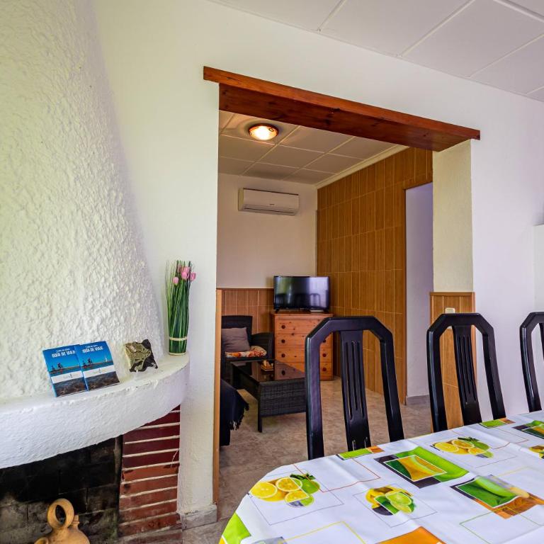 Casa Rous-Riumar 1 - Three-Bedroom House - 23