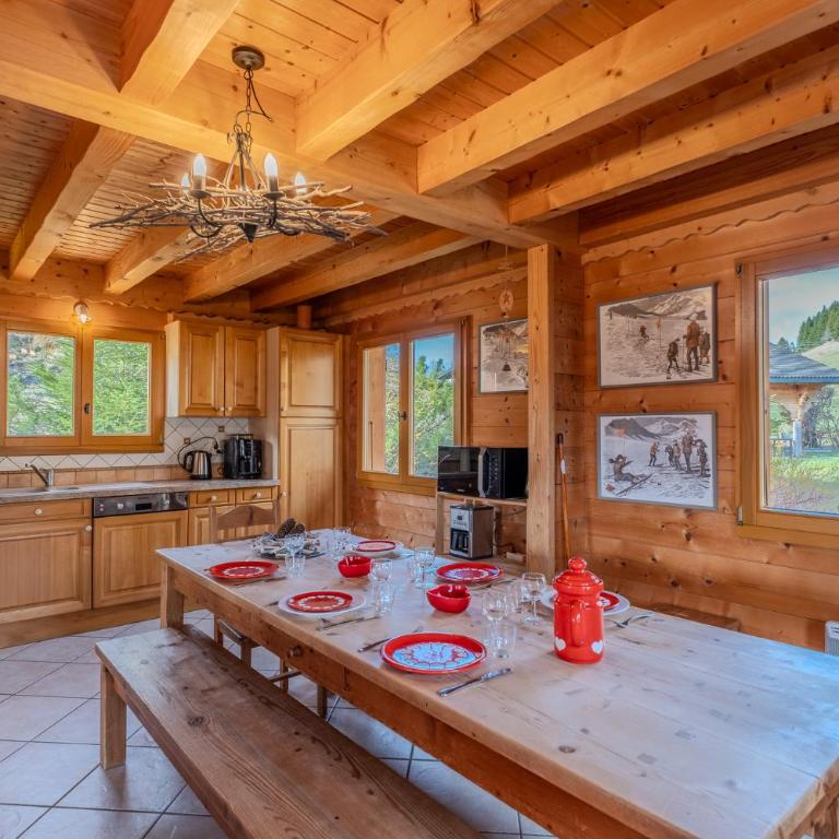 Chalet Creusaz – Évasion alpine près du Léman - Maison de Vacances 4 Chambres - 6