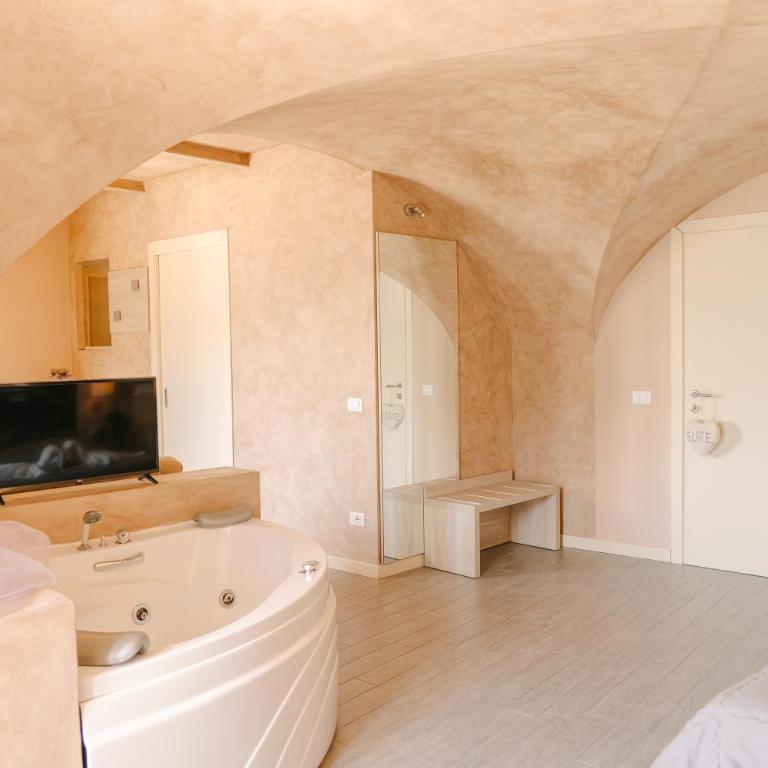 Hotel Miralago - Junior Suite con Balcone - 7