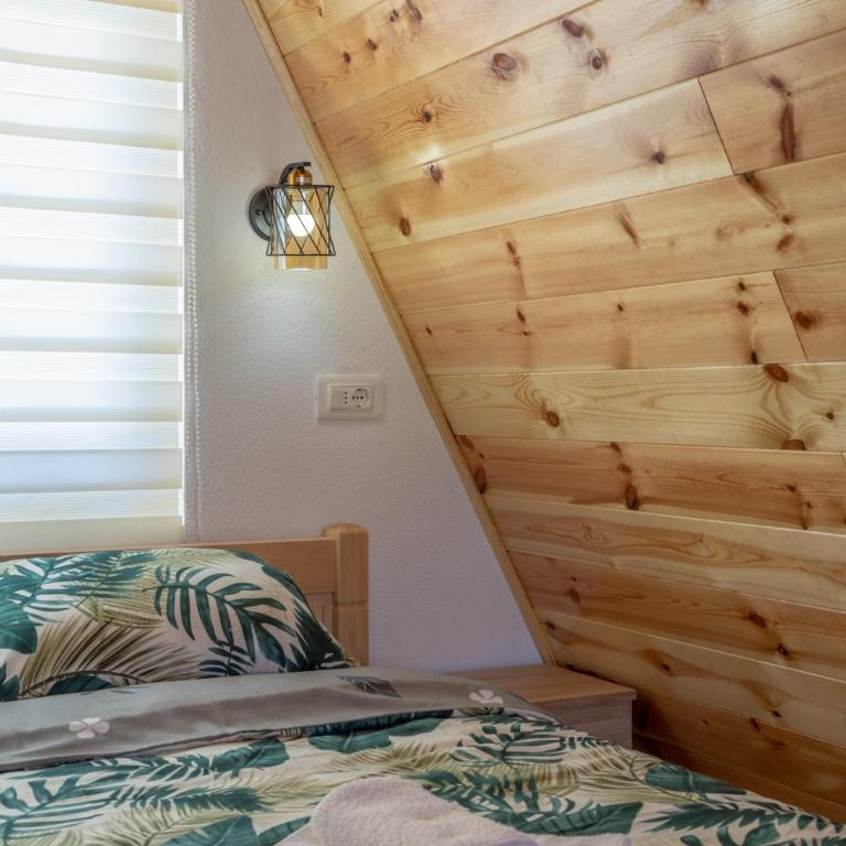 Dubljevic - One-Bedroom House - 9