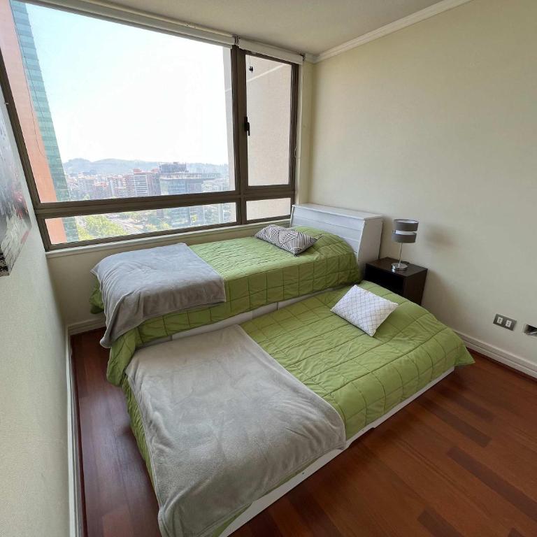 Spacious 2B Accommodation in Parque Arauco - Apartment - 10