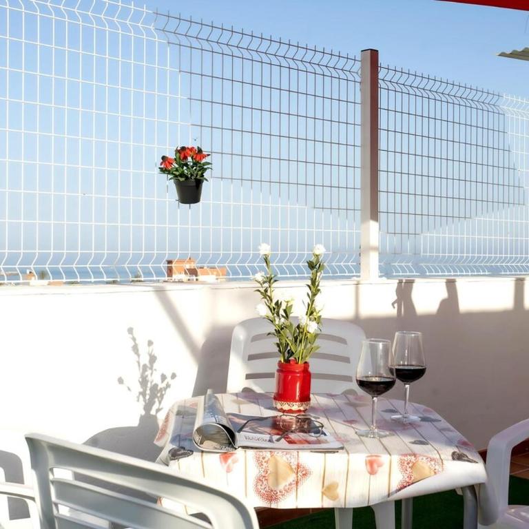 Bonito Apartamento con terraza - Pedregalejo Playa - Apartamento - 3