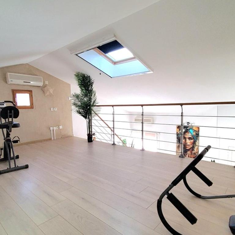 VILLA EN PROVENCE AVEC PISCINE AU CALME À ARLES - Camargue - Villa con Piscina Privata - 6