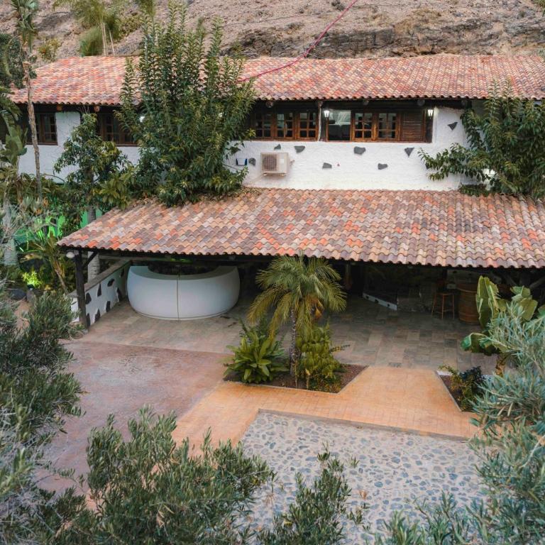 Hacienda La Miranda - Villa with Private Pool - 3