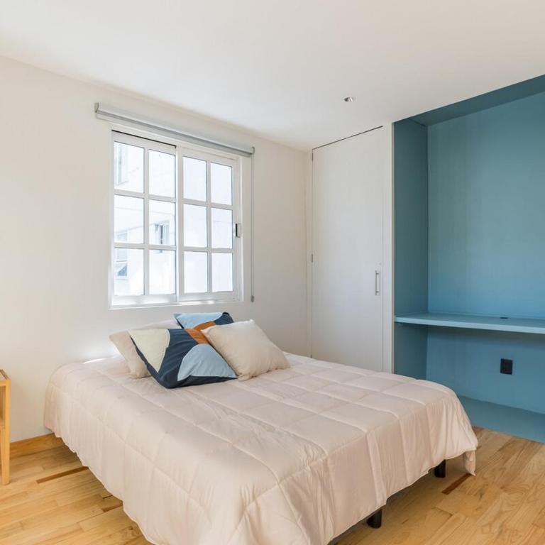 Art Deco Condesa II Stylish and Quiet w Rooftop - Five-Bedroom House - 8