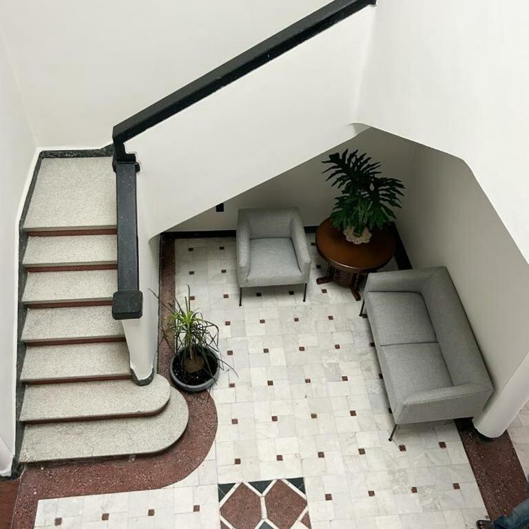 Art Deco Condesa II Stylish and Quiet w Rooftop - Five-Bedroom House - 40