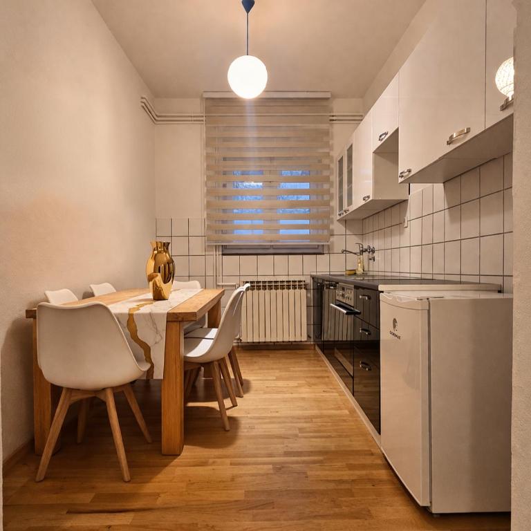 Urban Studio Sarajevo Free Parking & Modern Design - One-Bedroom Apartment - 6