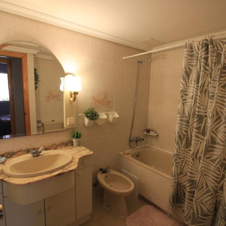 Apartment La Turquesa - One-Bedroom Apartment with Pool View - 22
