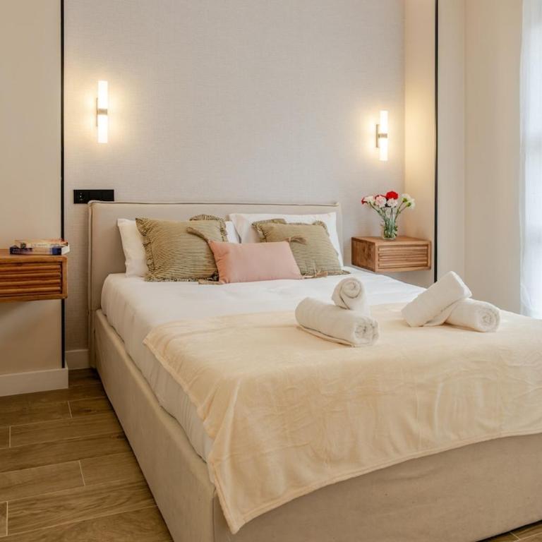 Lujo Silencioso en Plaza Mayor! Nuevo y Diáfano - Apartamento - 1