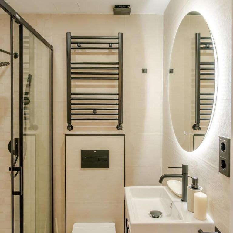 Lujo Silencioso en Plaza Mayor! Nuevo y Diáfano - Apartamento - 48