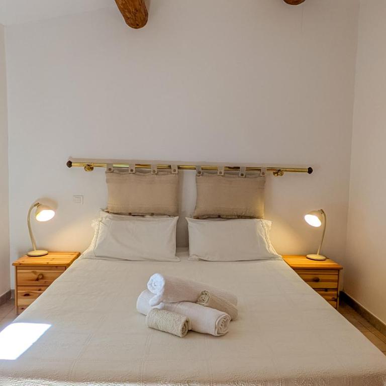 Gîte au pied du Mont Ventoux - Terrasse, piscine, nature - Appartement 1 Chambre - 13