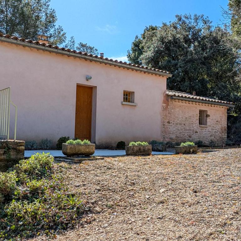 Gîte au pied du Mont Ventoux - Terrasse, piscine, nature - Appartement 1 Chambre - 24