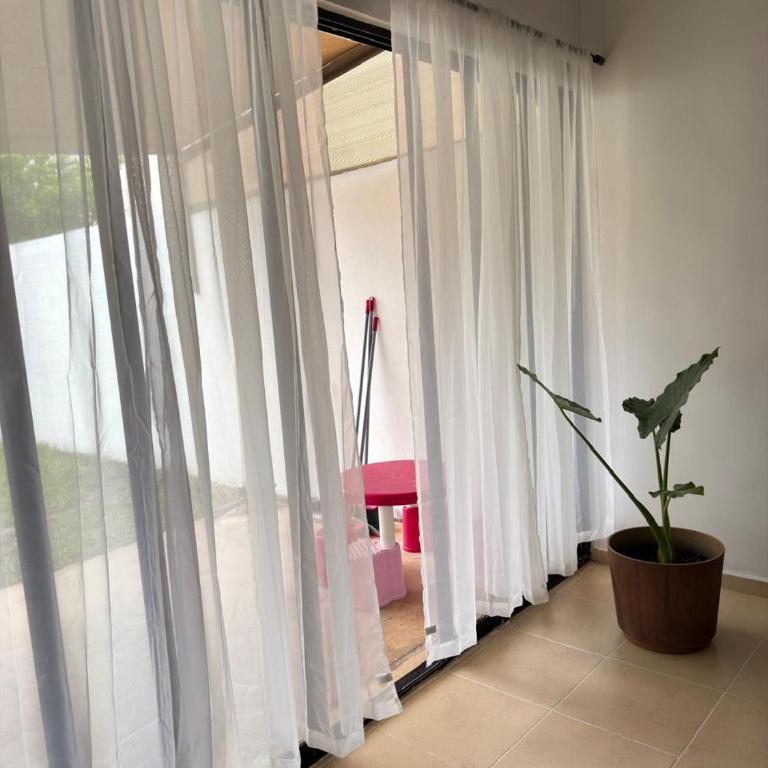 Casa de Nicole - One-Bedroom Apartment - 25