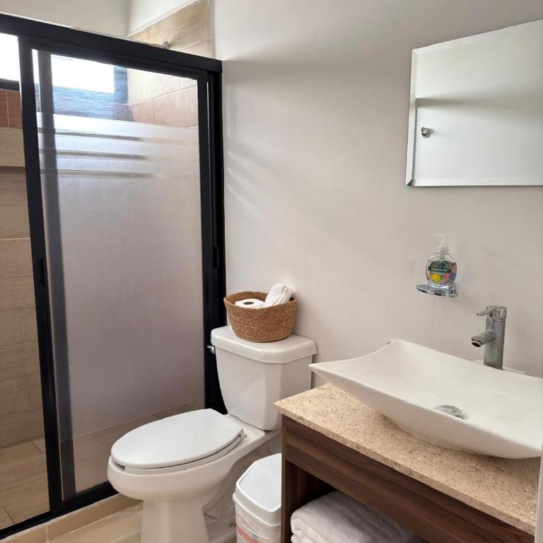 Casa de Nicole - One-Bedroom Apartment - 56