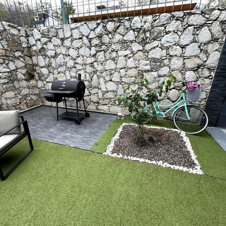 Exclusive & Secure Experience Top Amenities - Two-Bedroom Loft Apartment - 41