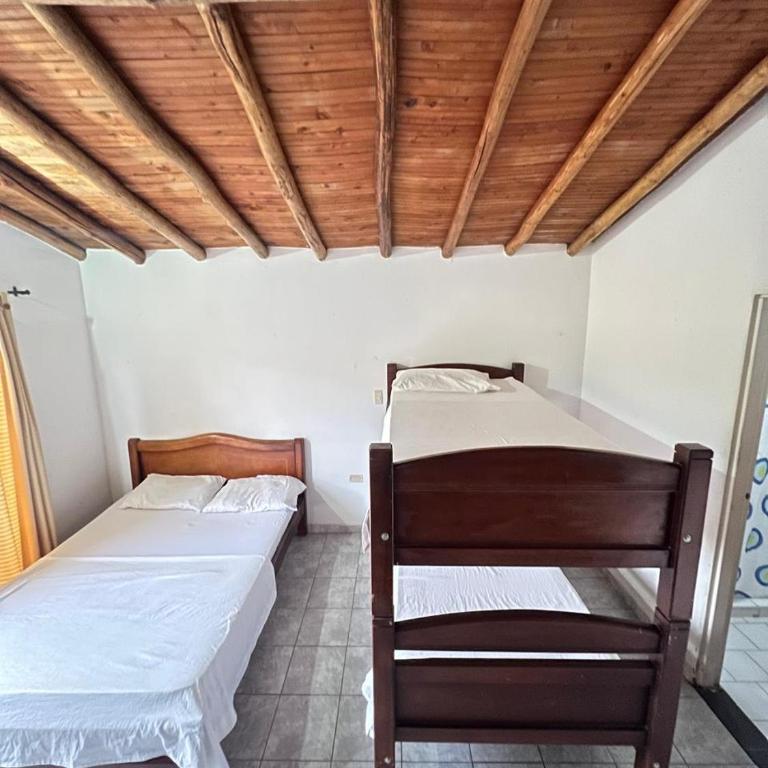 Alegría Lodge - Habitación Cuádruple con balcón - 11