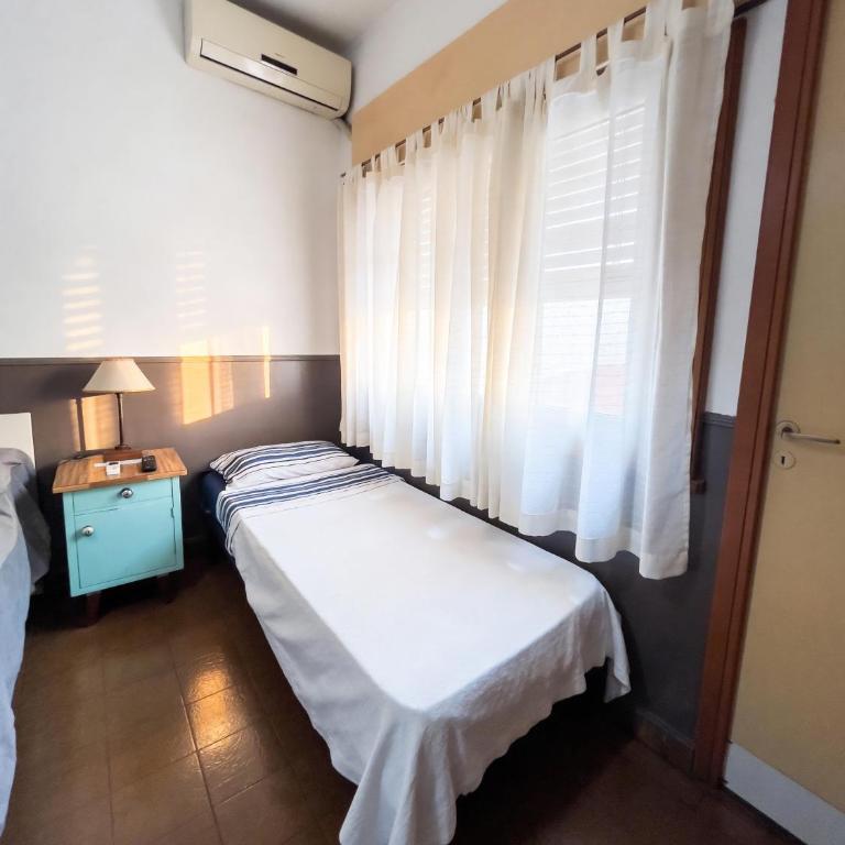 hospedaje Colon - Habitación Triple Estándar - 4