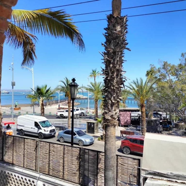 SS 1B Cabaña rustica frente al malecon de La Paz - Bungalow - 16