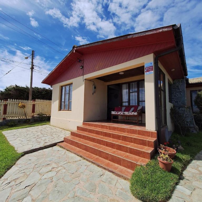 Casa a pasos de la playa - Three-Bedroom House - 1