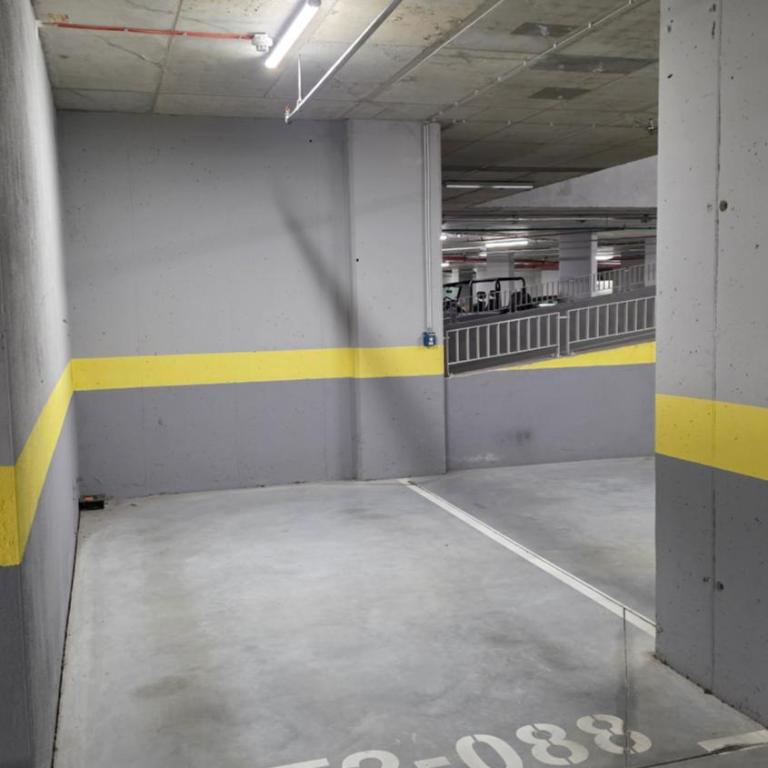 Studio Ramonda - City Center Dorcol - with Free Parking - Deluxe King Studio - 7