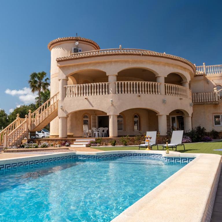 Luxury house with garden and private pool - Villa de 2 dormitorios - 1
