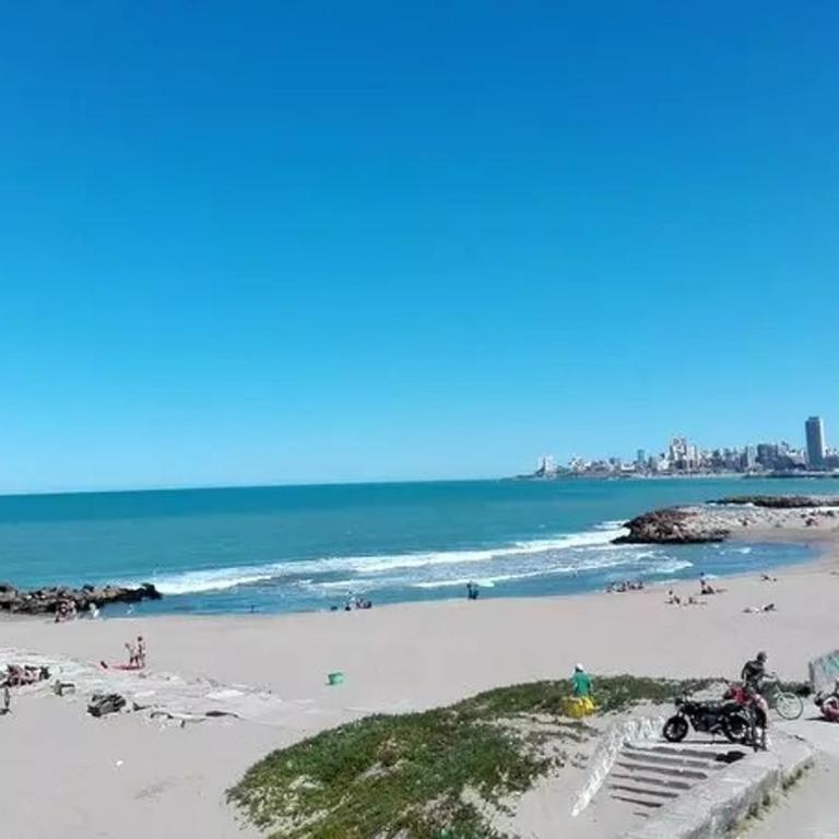 Frente al Mar, Departamento Zona La Perla - Apartamento de 2 dormitorios con terraza y vistas al mar - 2