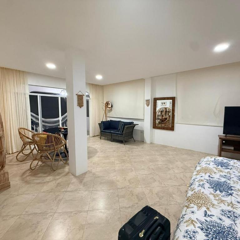 Hermosa casa al pie del mar en Playa Punta Blanca - Six-Bedroom House - 4