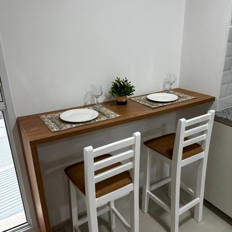 Depto con piscina y balcón a 5min del aeropuerto - One-Bedroom Apartment - 21