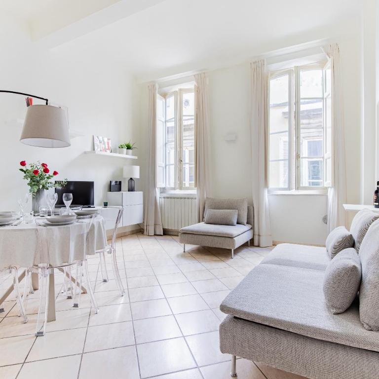 Blanc House, luminoso alloggio nel cuore del Lucca - Appartamento con 2 Camere da Letto - 1