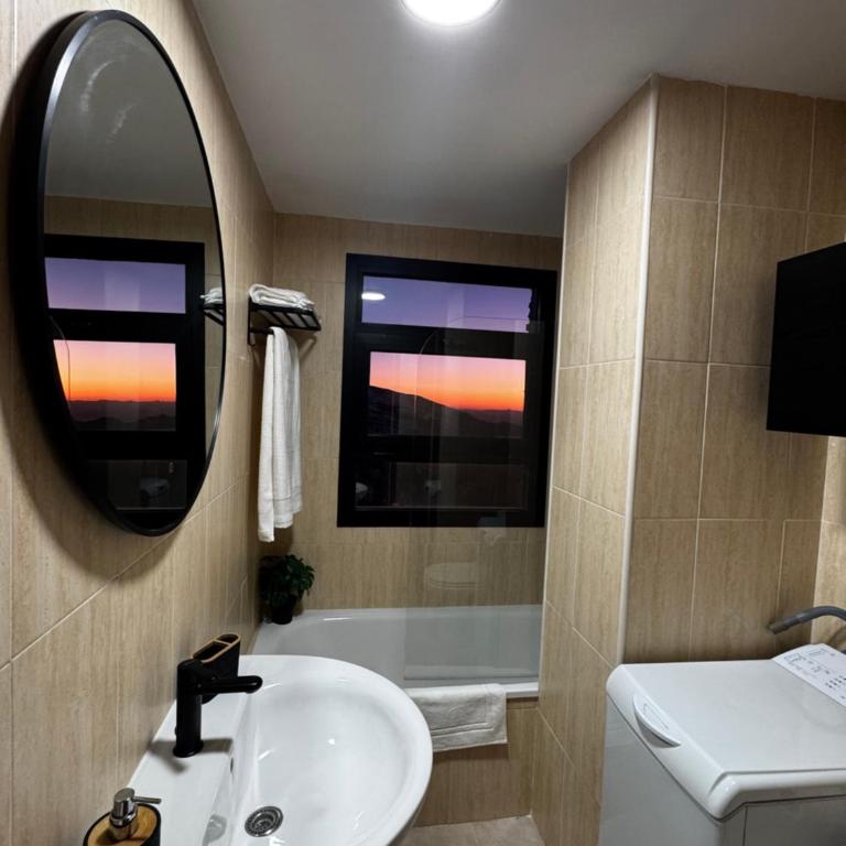 Apartamento acogedor con vistas y garage - One-Bedroom Apartment - 8