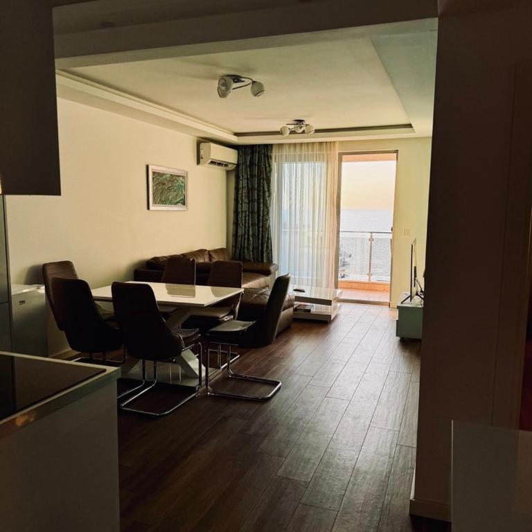 K-Club Marine Soul - Two-Bedroom Apartment with Balcony and Sea View - 5