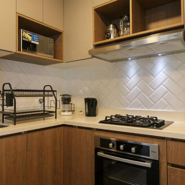 Brezzo Poolside Living 2BR in Miraflores - Apartment - 15