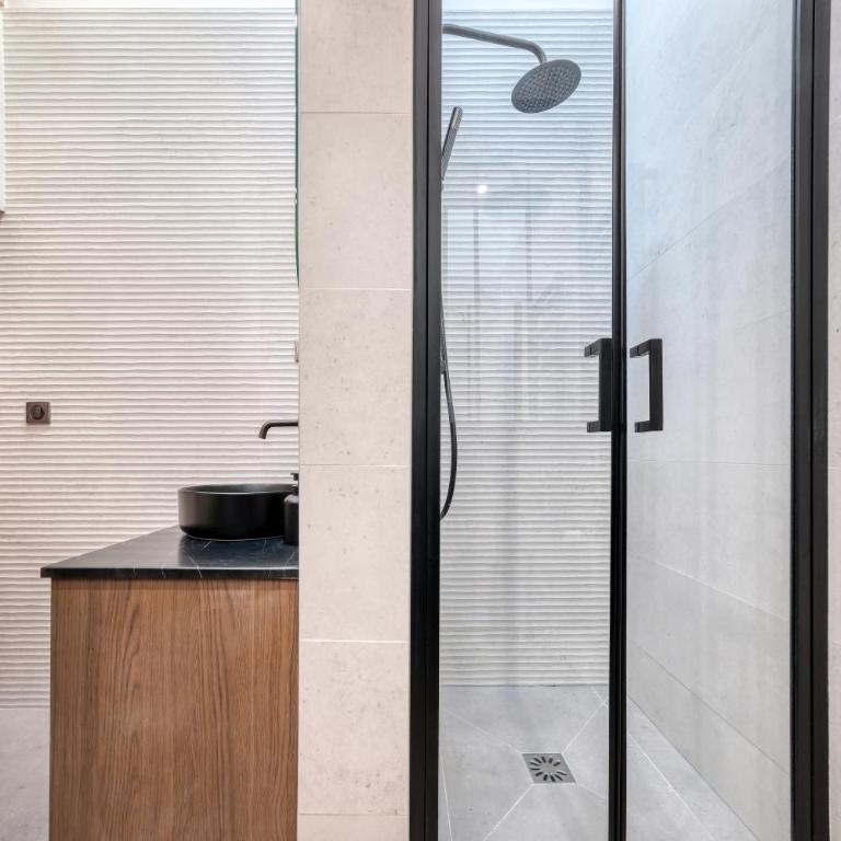 Loft d'Exception 272 m2 pour 12, Paris 8e - Appartement Suite - 23