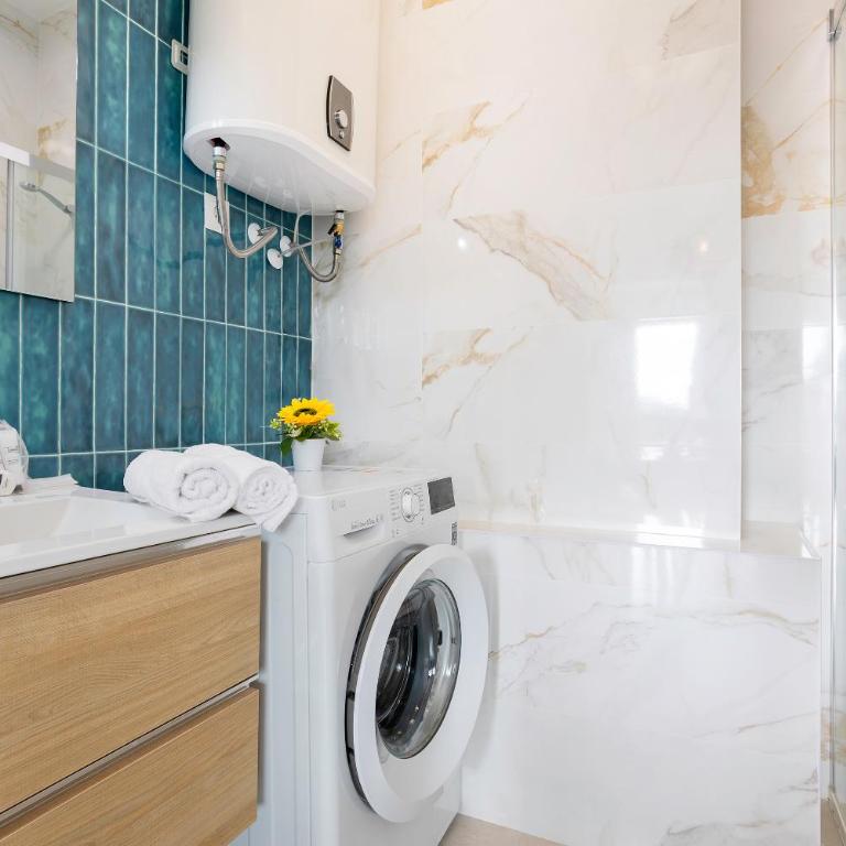 Sunstay Luzón Loft Málaga - Estudio - 8