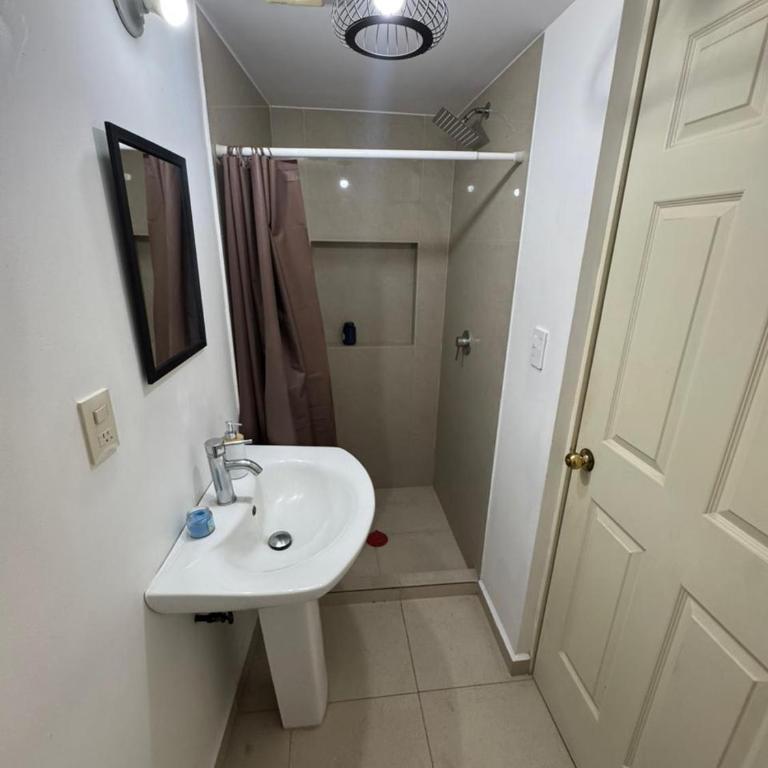 Departamento GNP Seguros - Two-Bedroom Apartment - 2