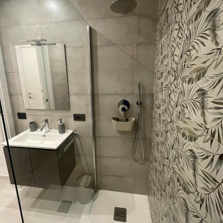 Civico 160 - Camera Matrimoniale con Bagno Privato - 9