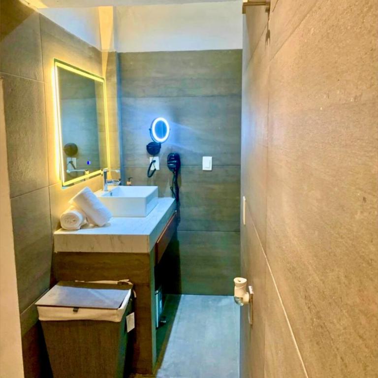 Rico Isla Rooms Eco-Chic - Deluxe Suite with Sea View - 21