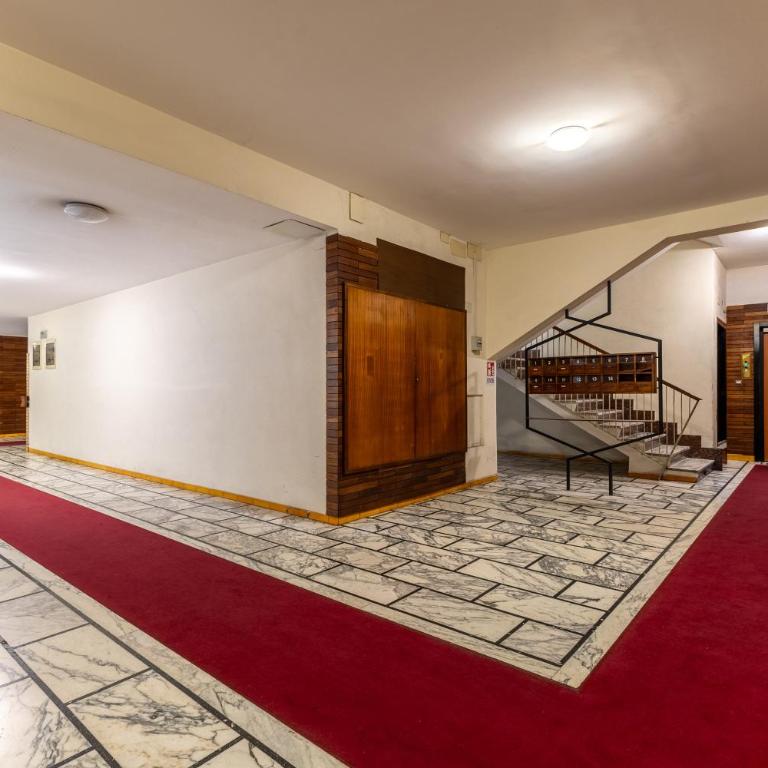 Hostly-The Terrace Apartment Roma - Appartamento con 2 Camere da Letto - 16