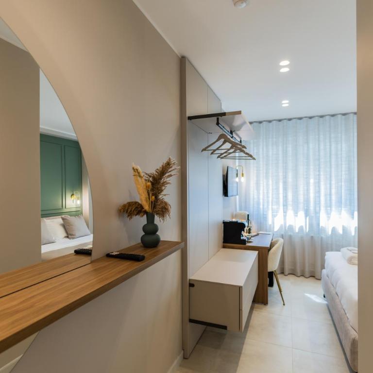 Campo's Guest House Airport - Standard Double Room - 15