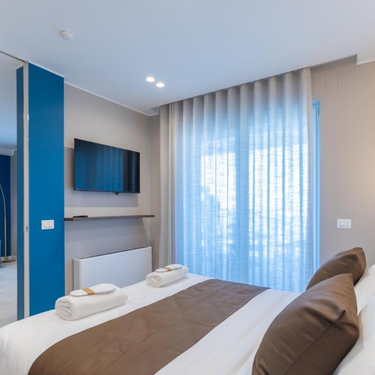 Campo's Guest House Airport - Luxury Quadruple Room - 4