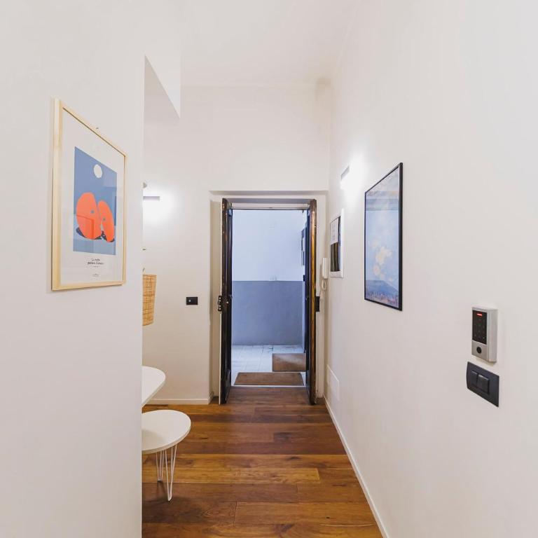Palazzo Italia Suites - Deluxe Double Room with Bath - 26