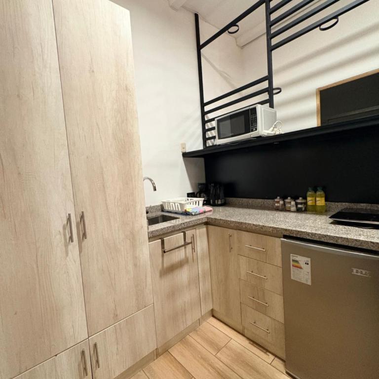Blacky Hostel and Apartments - Loft - 2