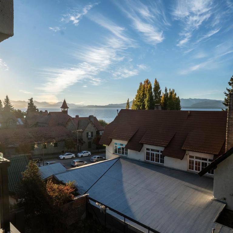 Moderno y Luminoso Monoambiente con Vista al Lago - Apartamento Superior de 1 dormitorio - 21