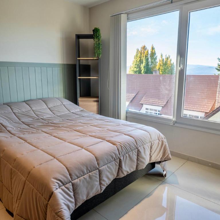 Moderno y Luminoso Monoambiente con Vista al Lago - Apartamento Superior de 1 dormitorio - 9