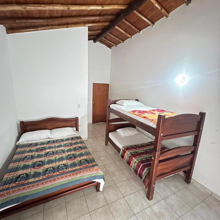 Alegría Lodge - Habitación Cuádruple con baño - 4