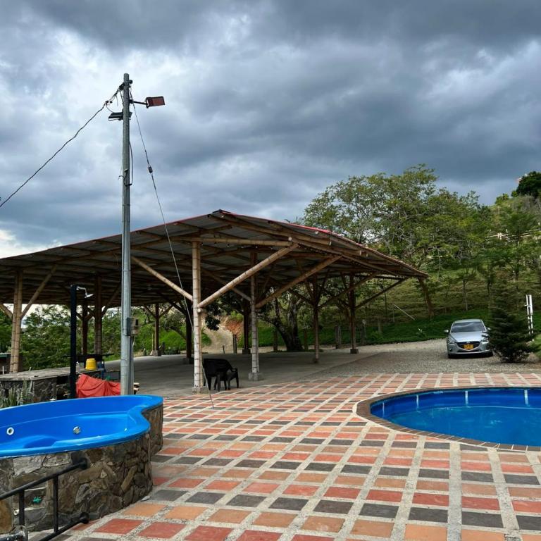 Casa Angola - Casa de 6 dormitorios - 7